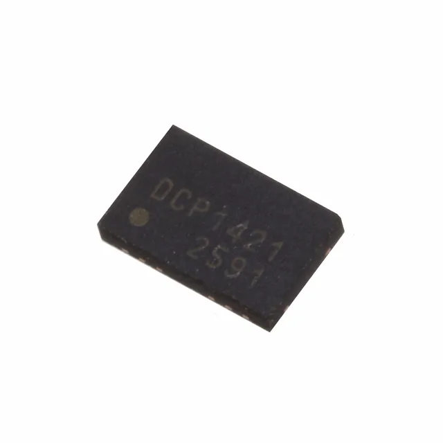 Microchip Technology DSC8002BI2 — Crystals & Oscillators