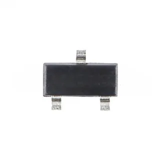 UMW XC6206P332MR